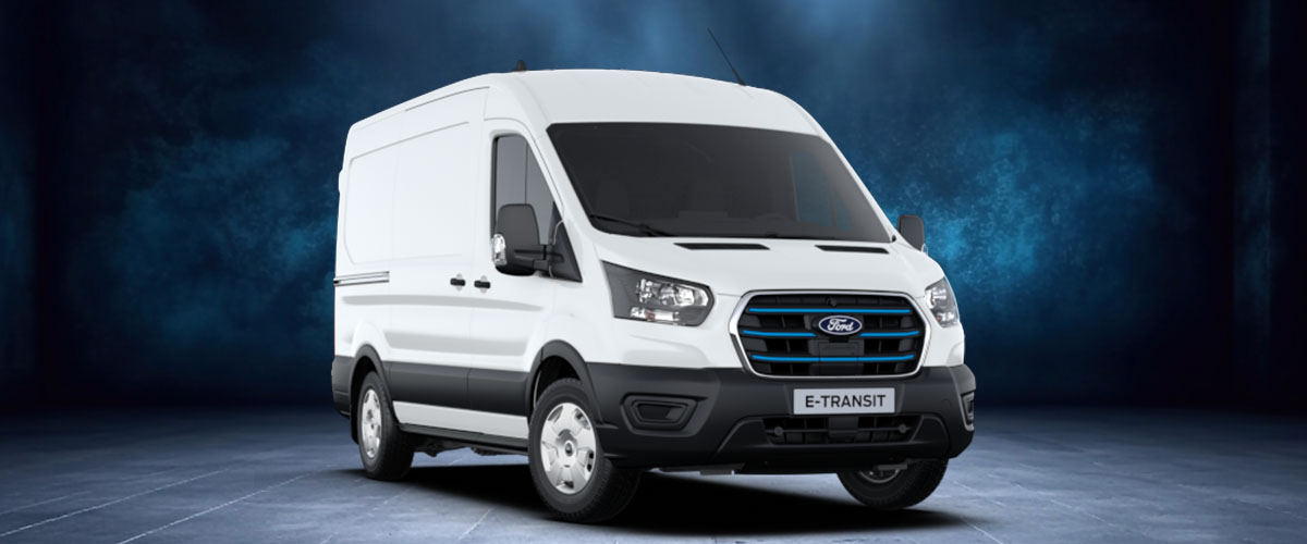 zu sehen: weißer Ford E-Transit